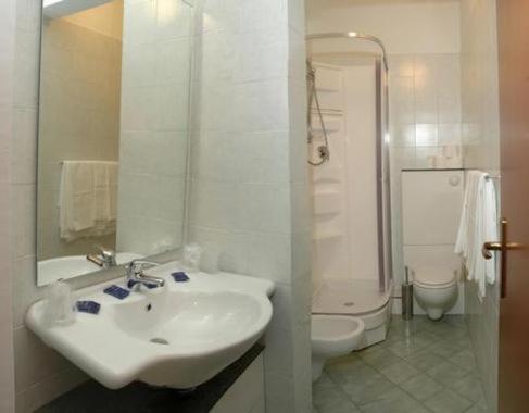 Hotel Toscana ปาล์มเดดเซิร์ท ห้อง รูปภาพ